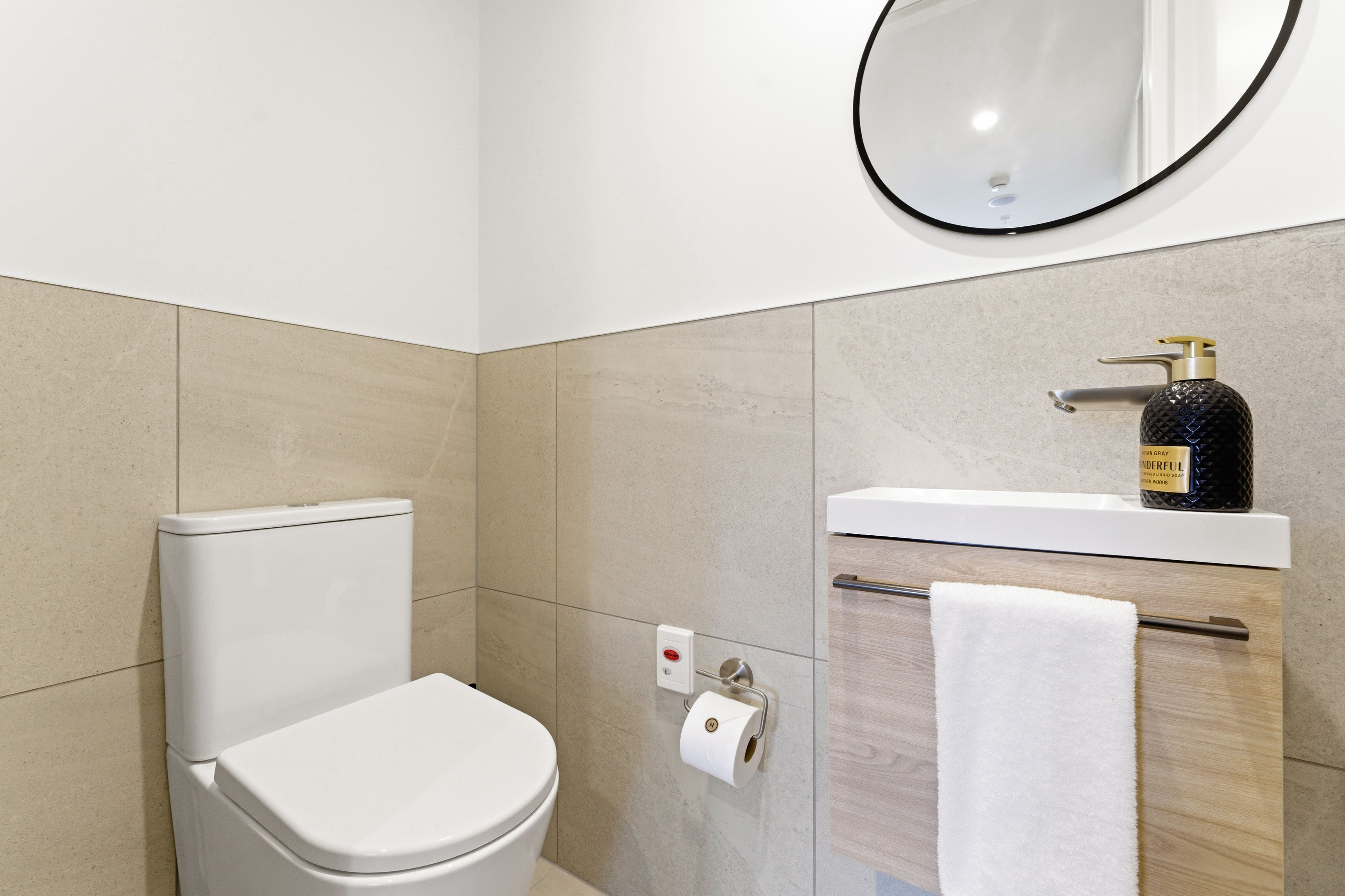The Helier Apartment 402 Guest Bathroom